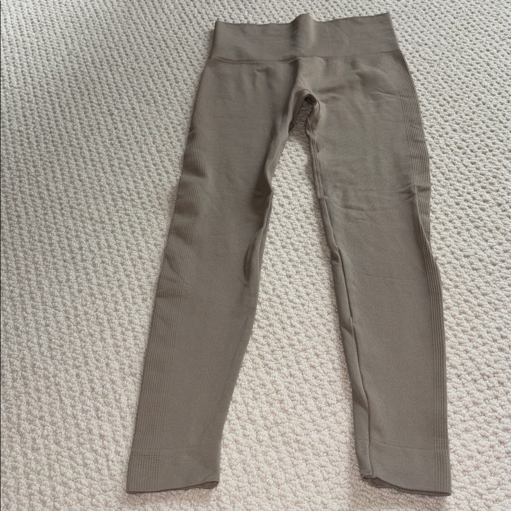 SET Active Leggings